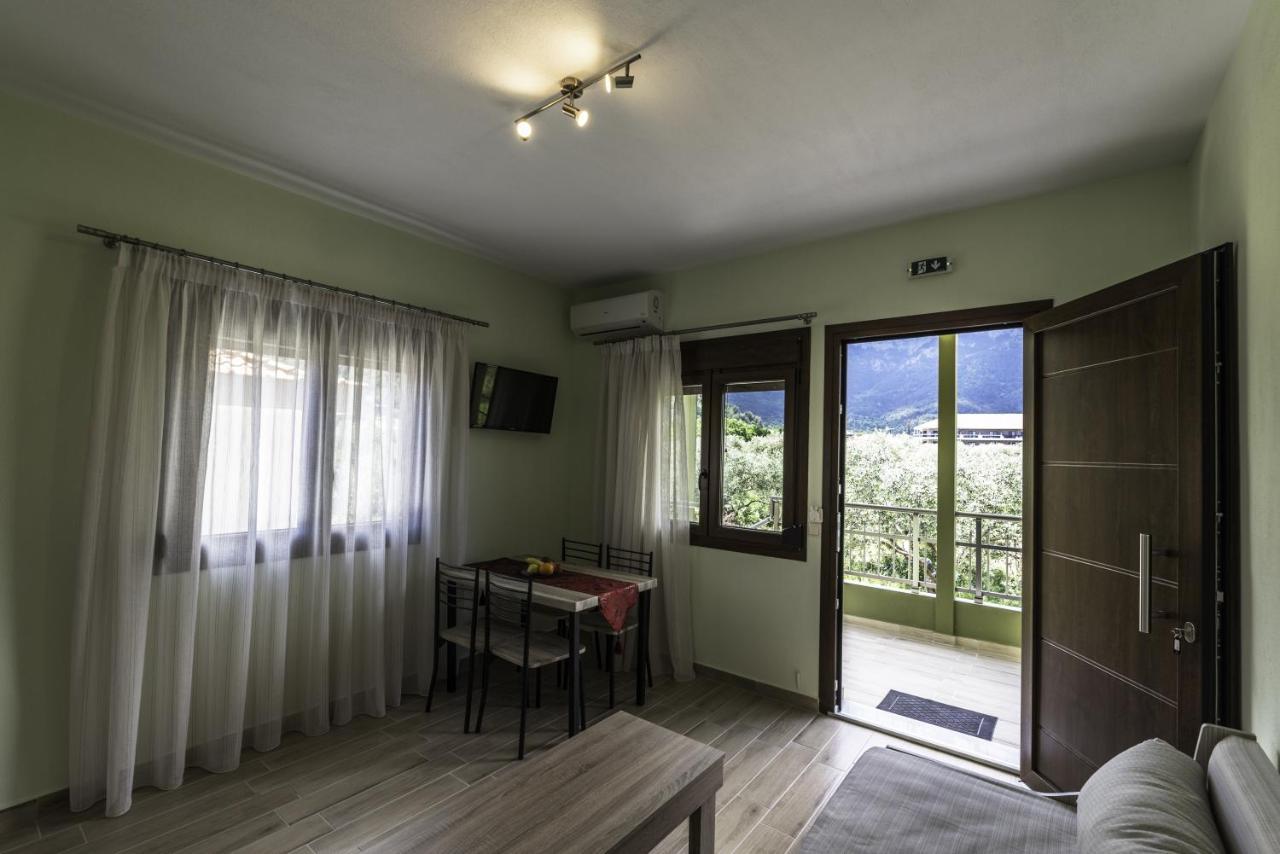Albatros Apartments Skala Potamia  Bagian luar foto